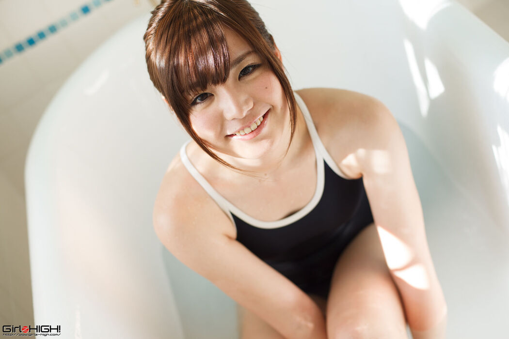 吉见りぃな Riina Yoshimi [Girlz-High] #g024 Gravure Gallery 04