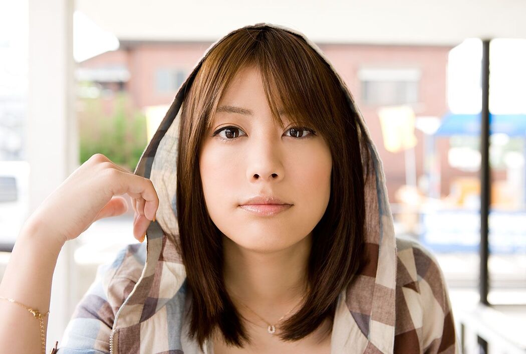 Saki Fukuda "Smile Blossom" [Image.tv]