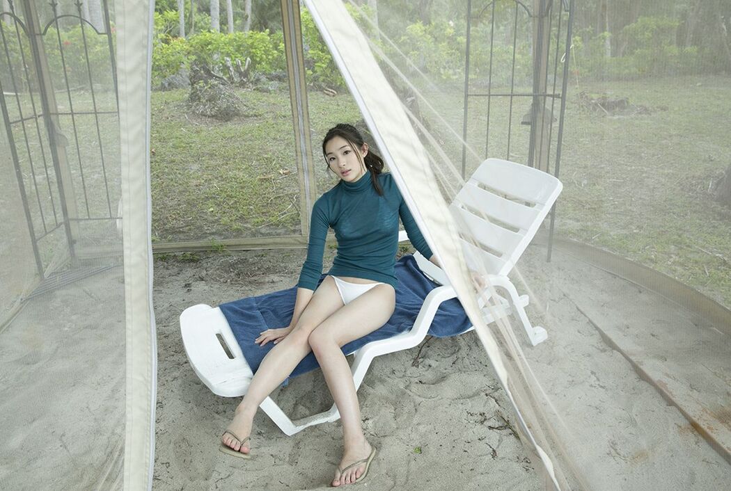 Rika Adachi "Adult Mode" [Image.tv]