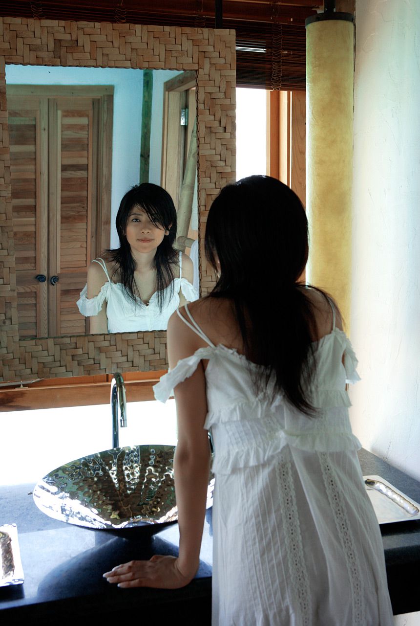 Shiraishi Miho "Heaven's Door" [Image.tv]