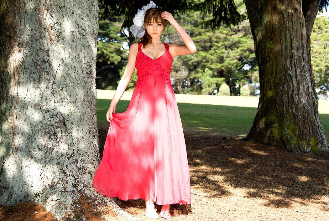 Yumi Sugimoto "Natural Woman" [Image.tv]