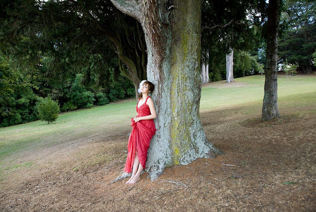 Yumi Sugimoto "Natural Woman" [Image.tv]