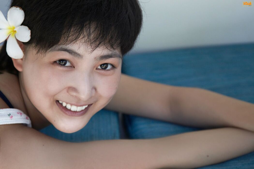 [Bomb.TV] October 2010 Mitsuki Tanimura