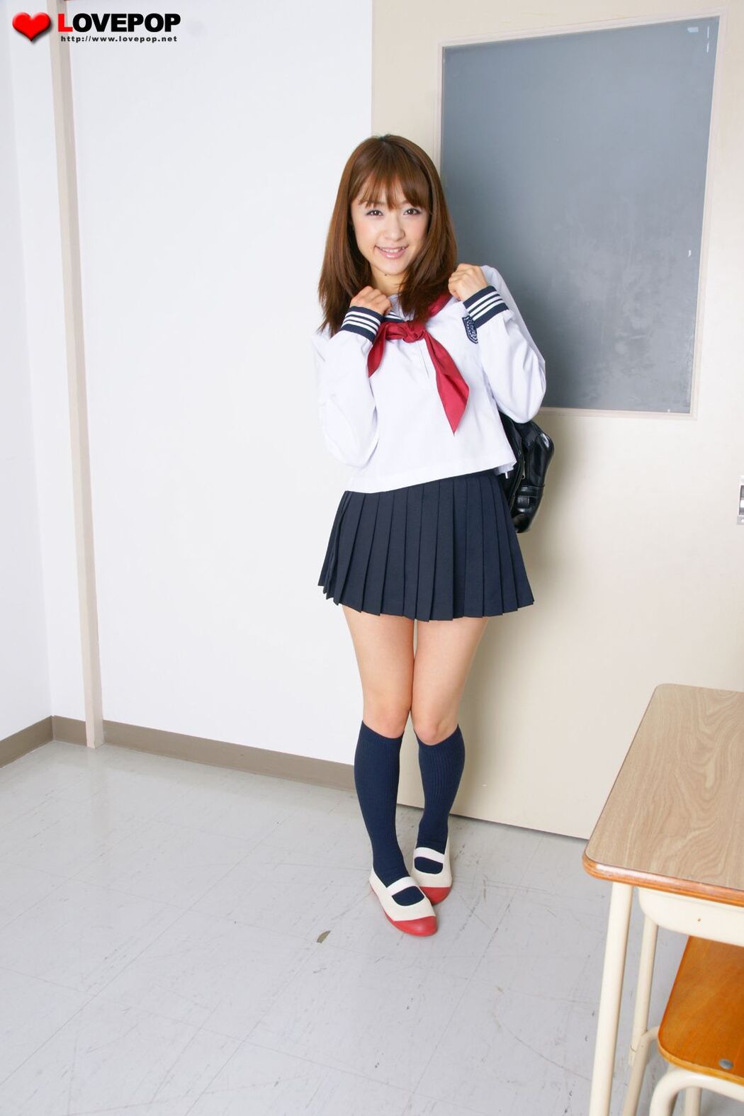 Mihiro Taniguchi Otakara School Uniform 001 [LovePop]