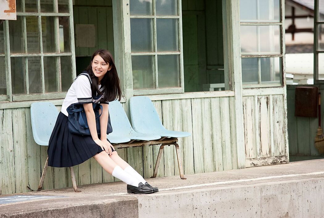 Emi Takei "Stay Gold" [Image.tv] Cover Photo