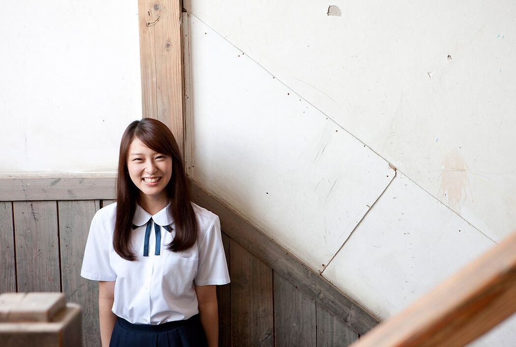 Emi Takei "Stay Gold" [Image.tv]