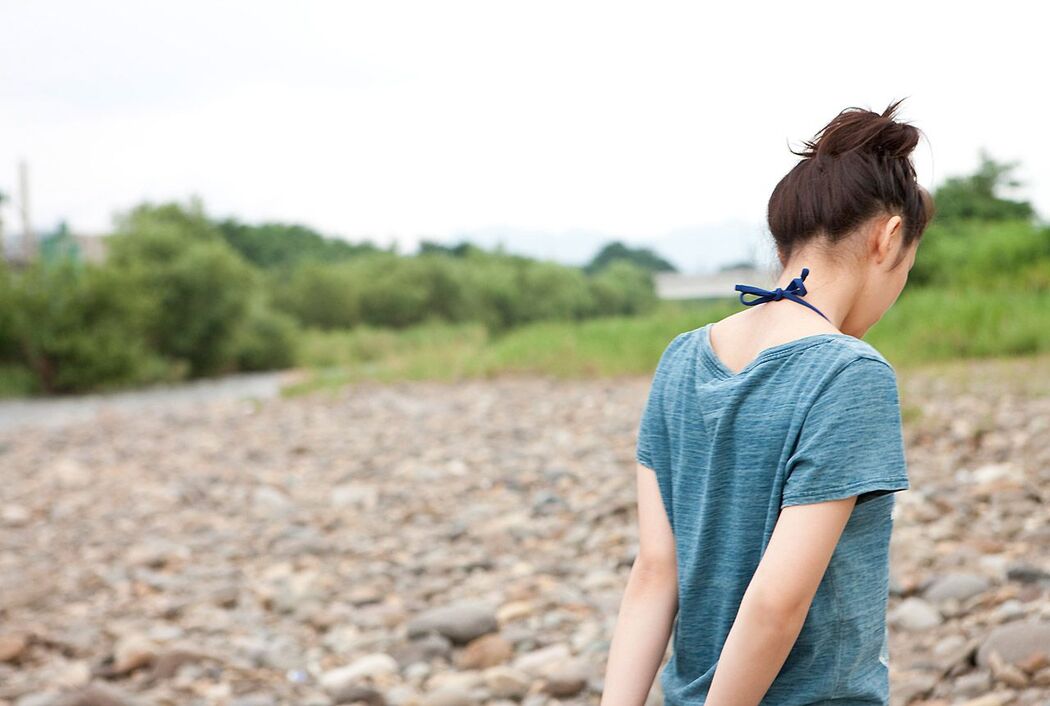 Emi Takei "Stay Gold" [Image.tv]