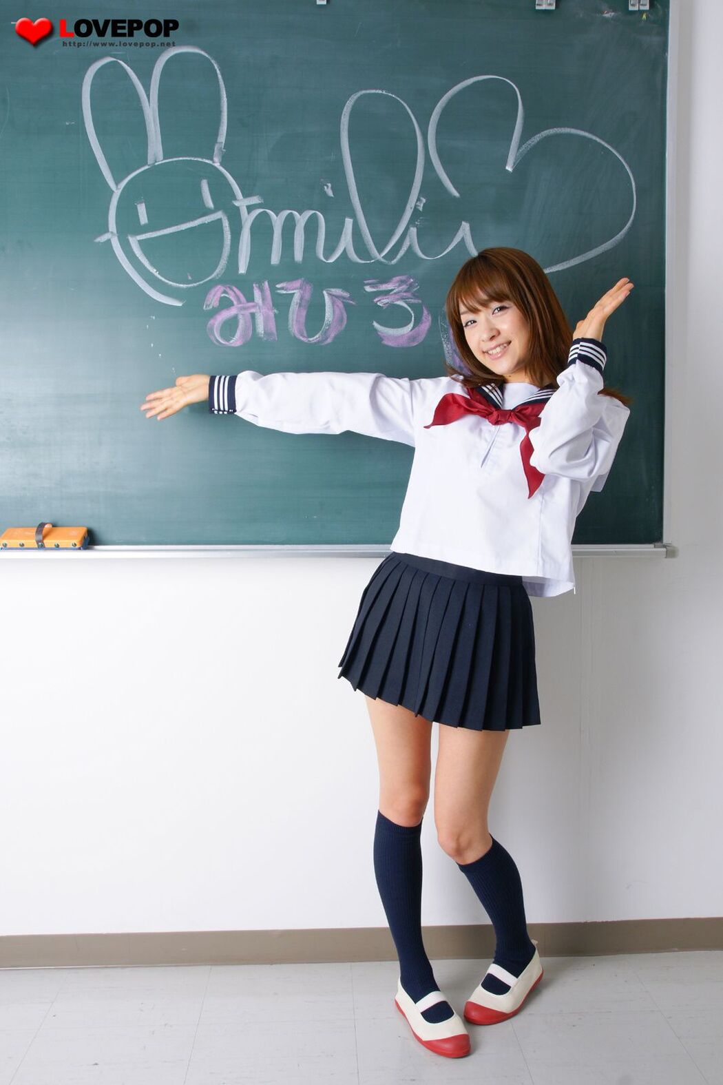 Mihiro Taniguchi Otakara School Uniform 001 [LovePop]