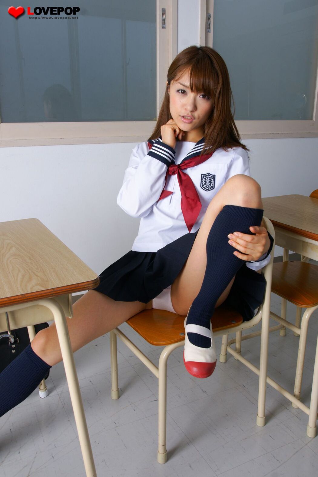 Mihiro Taniguchi Otakara School Uniform 001 [LovePop]