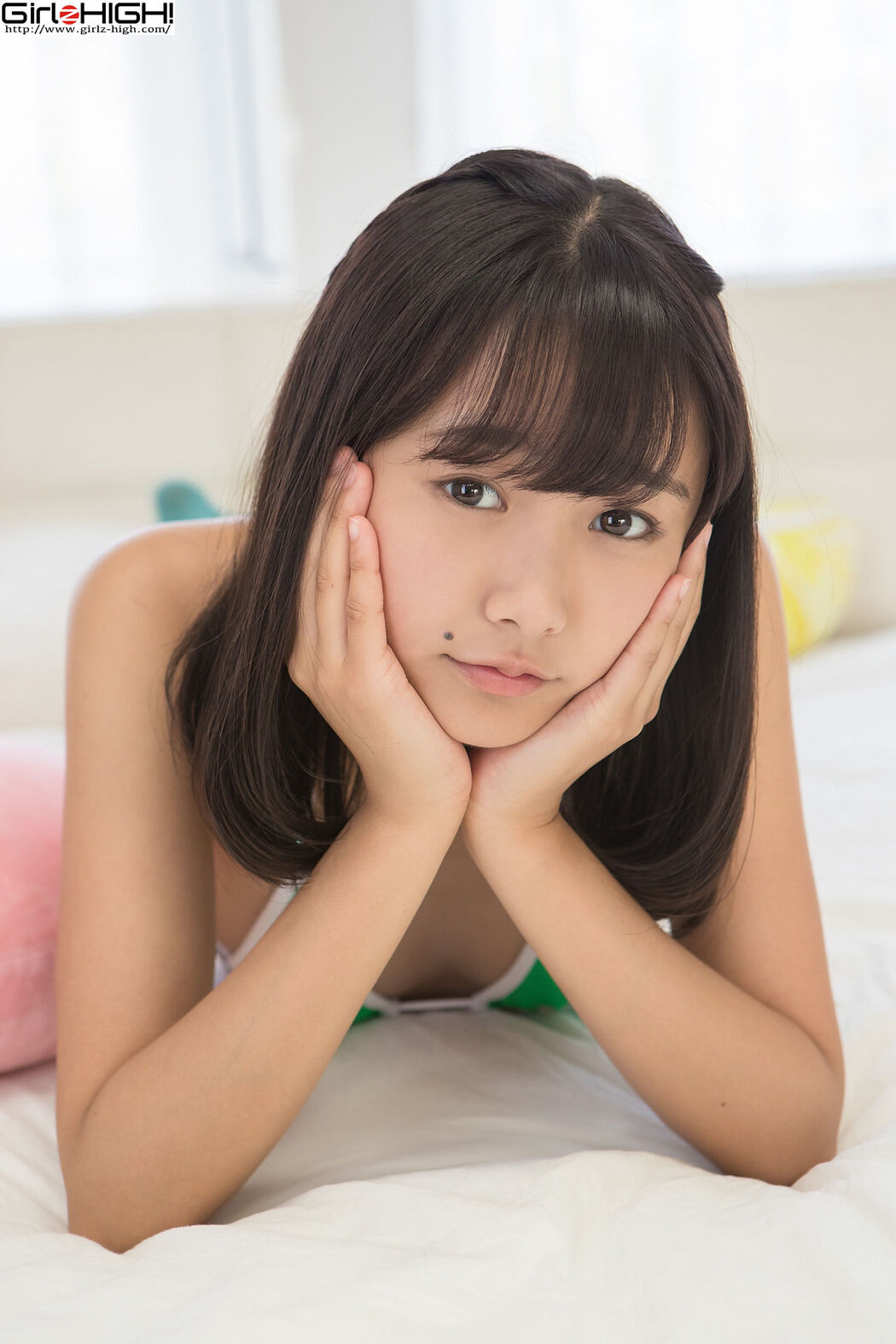 Karen Nishino "Knee High Collection" Green Bikini [Girlz-High]