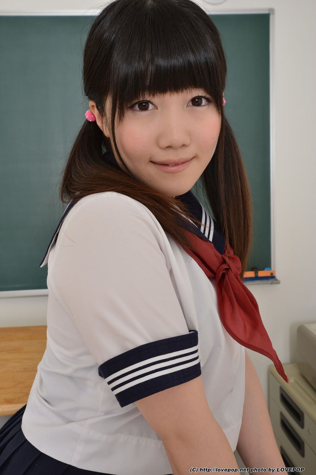 Momo Watanabe Momo Watanabe Photoset 04 [LOVEPOP]