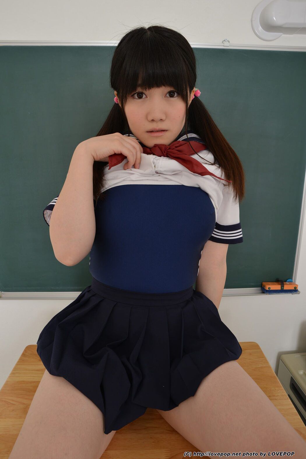 Momo Watanabe Momo Watanabe Photoset 04 [LOVEPOP]