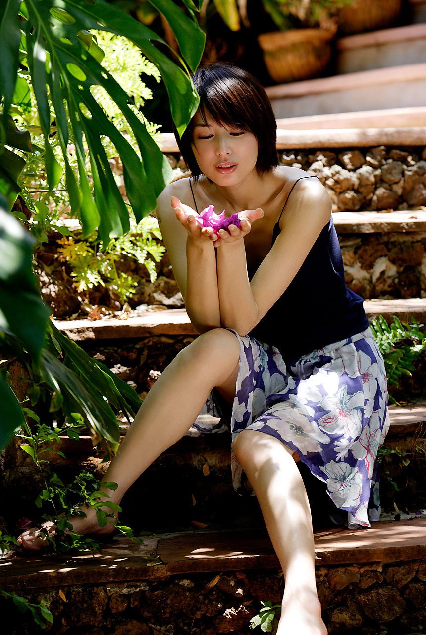 Michiko Kichise "silent beauty" [Image.tv]