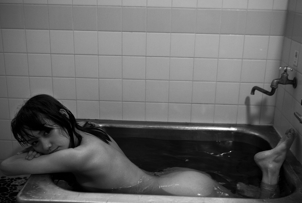 Chiharu Kimura "Or る日の出事" [Image.tv]
