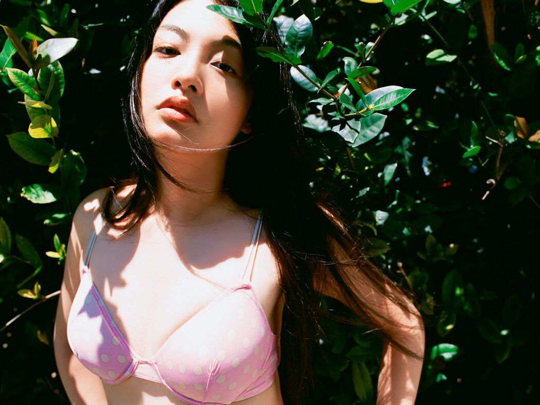 Shiroyama Miho "目覚めるsoft muscle" [Image.tv]