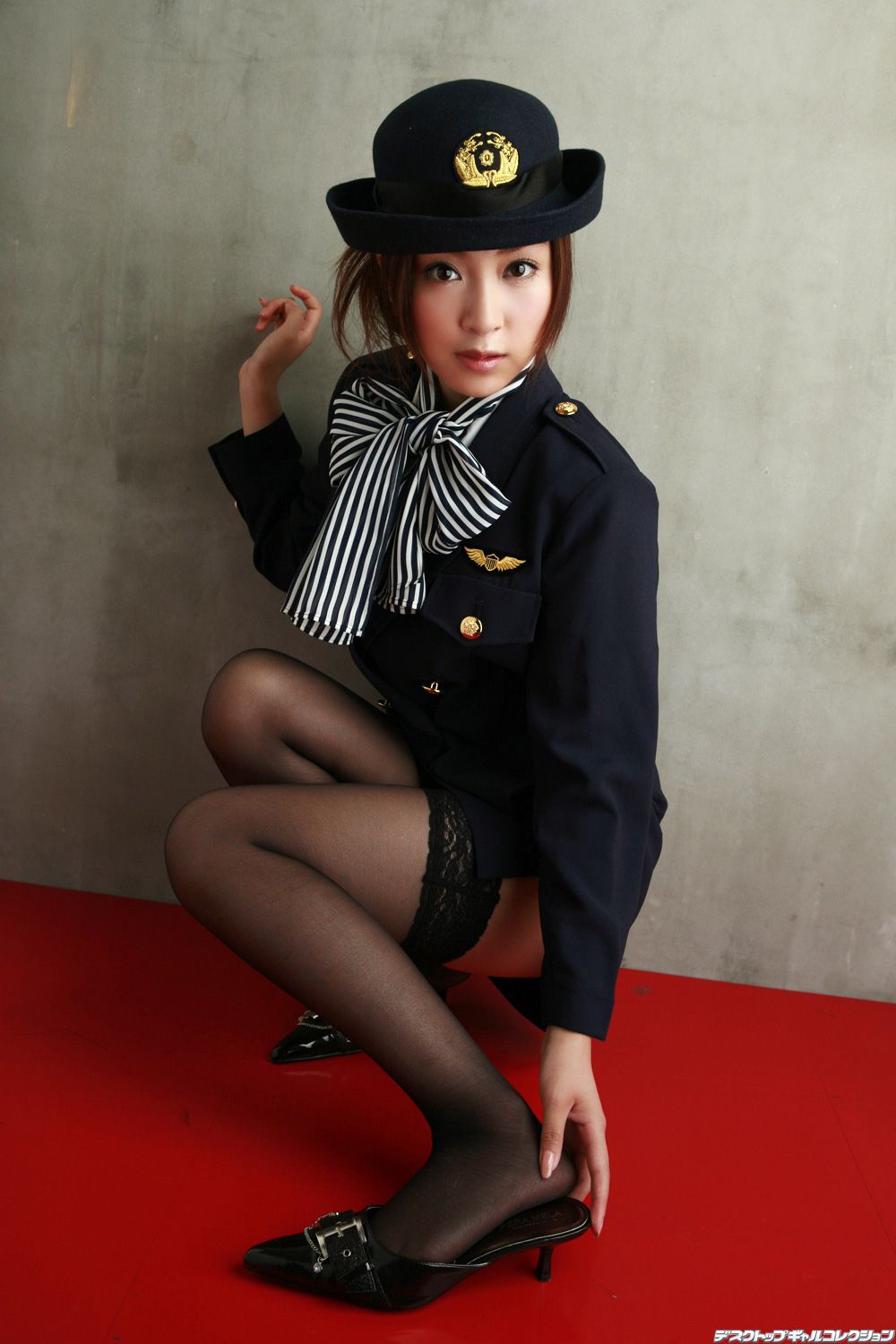 》 Eyepatch bikini + plain clothes [Girlz-High]