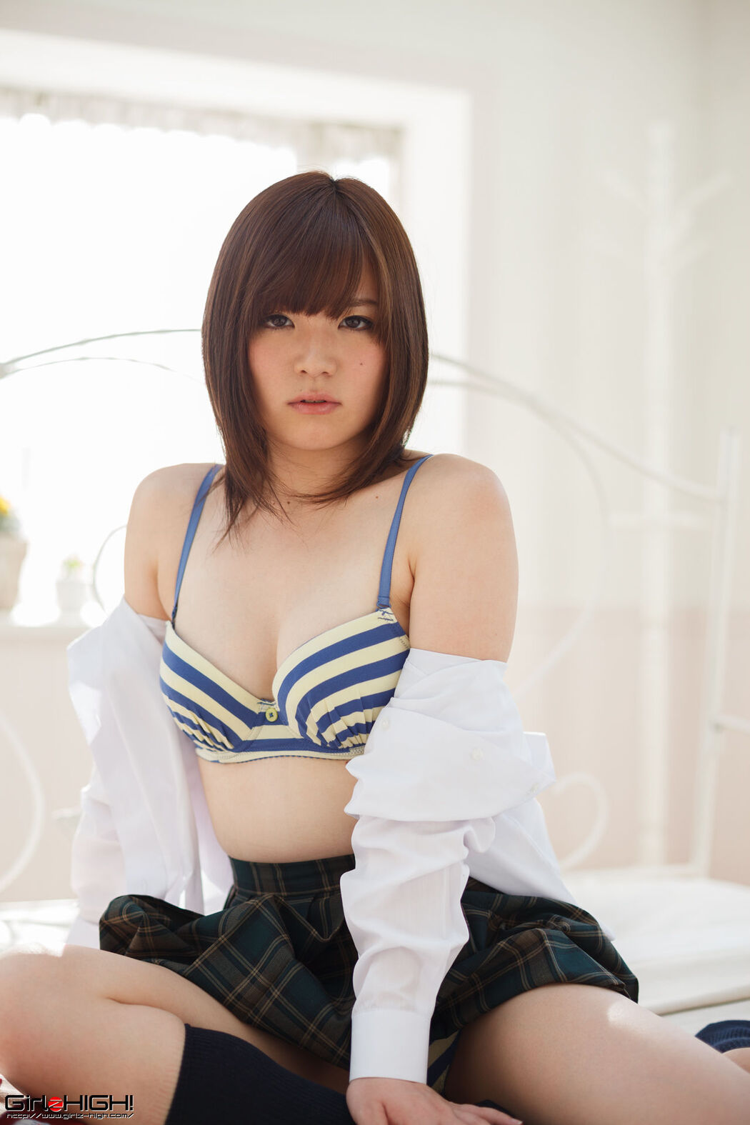 [Girlz-High] 吉见りぃな Riina Yoshimi #g024 Gravure Gallery 03