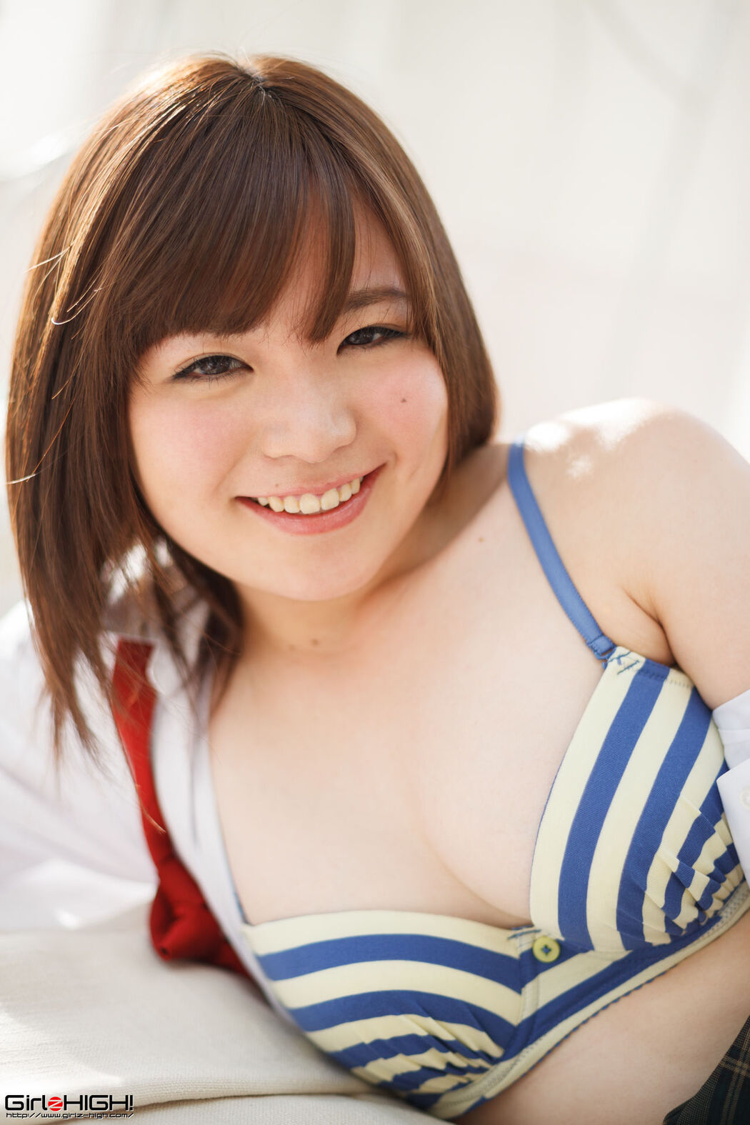 [Girlz-High] 吉见りぃな Riina Yoshimi #g024 Gravure Gallery 03