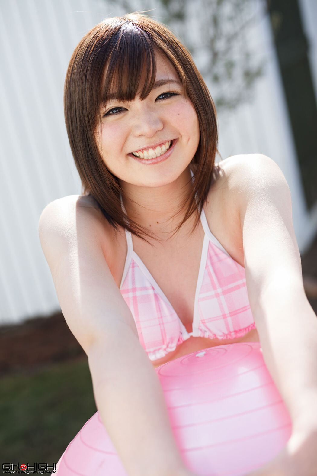 [Girlz-High] Riina Yoshimi 吉见りぃな Denim Girl #g024 Gravure Gallery 01