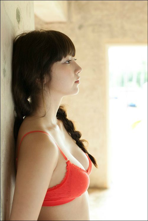 Chika Ojima "STARTING OVER" [Image.tv]