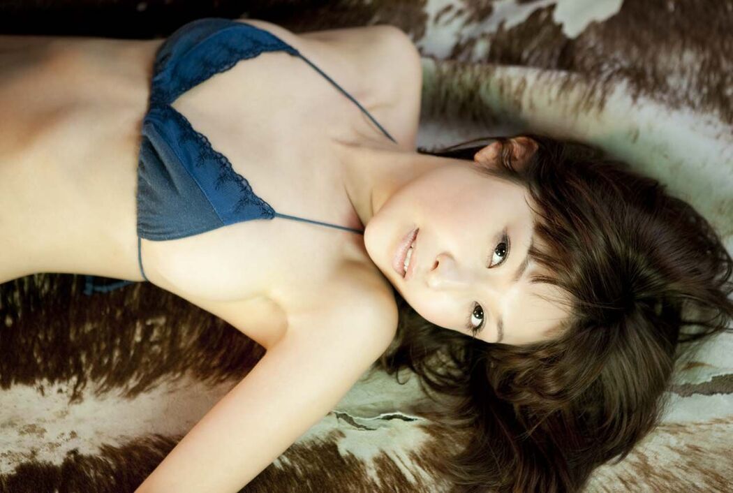Mayumi Ono "Wonderful Tonight" [Image.tv]