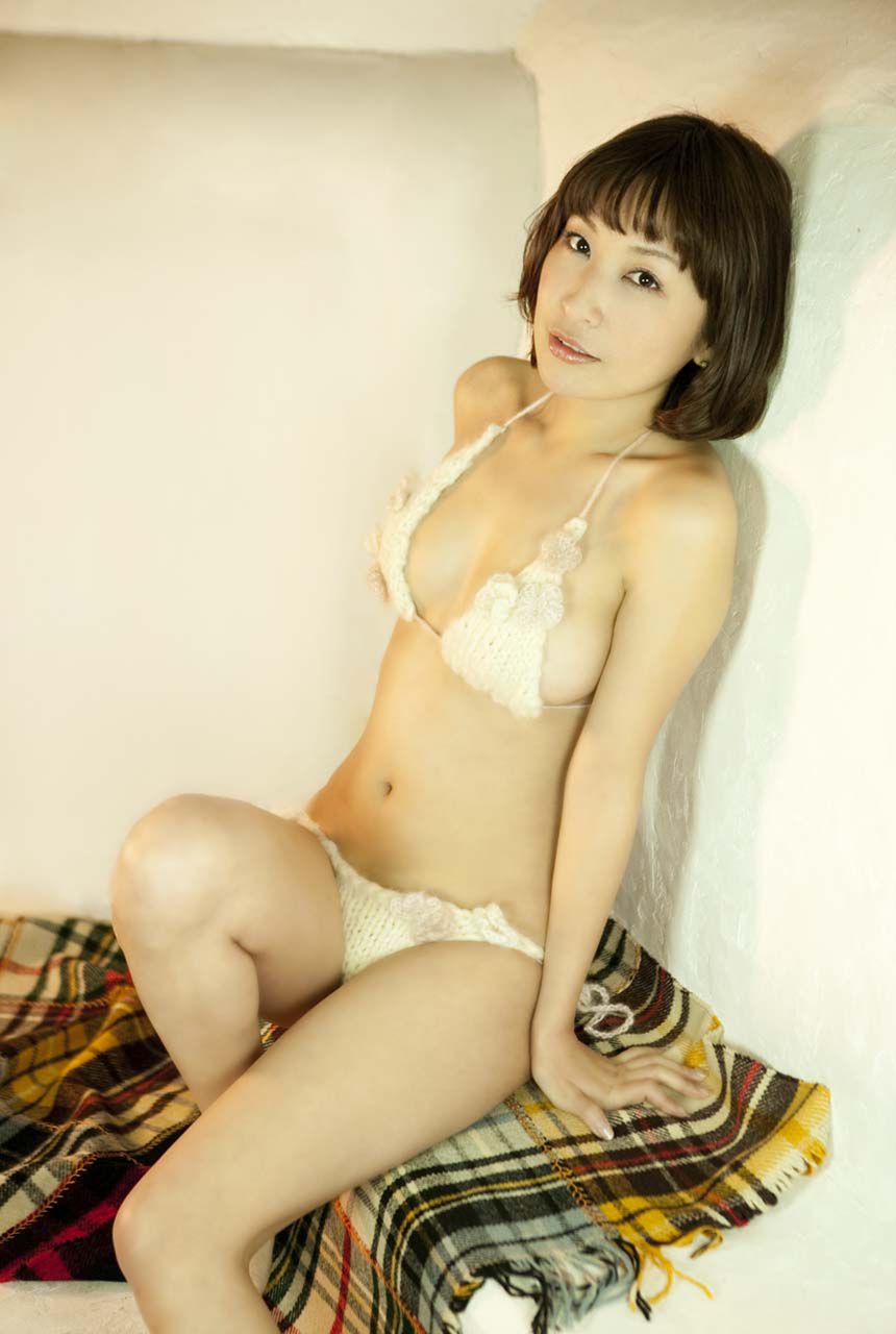 Mayumi Ono "Wonderful Tonight" [Image.tv]