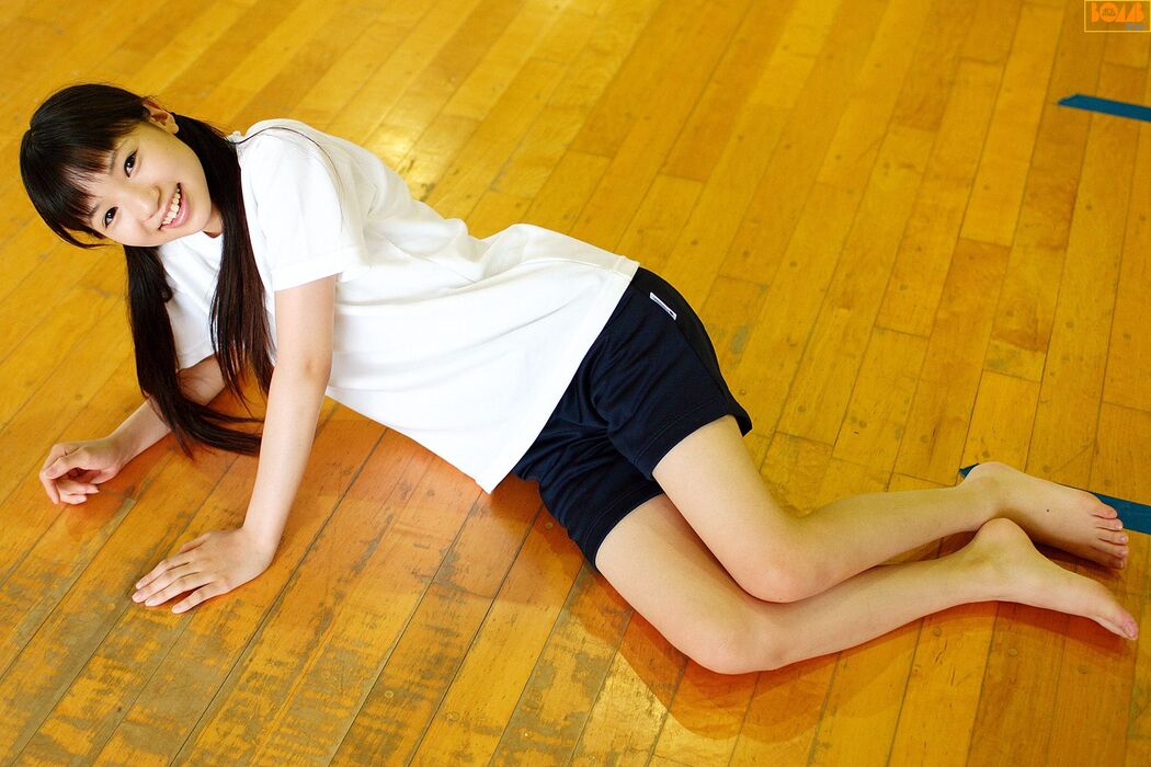 [Bomb.TV] September 2006 Satomi Yakuwa Satomi Yakuwa-Channel B