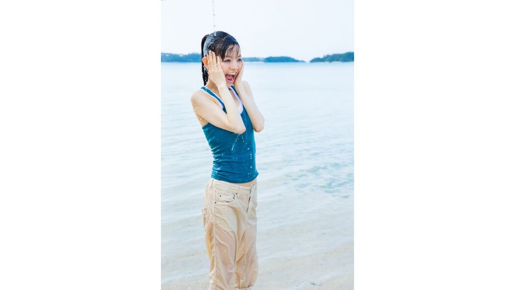 Makie Sonoyama "Yummy scrummy!" [Image.tv]