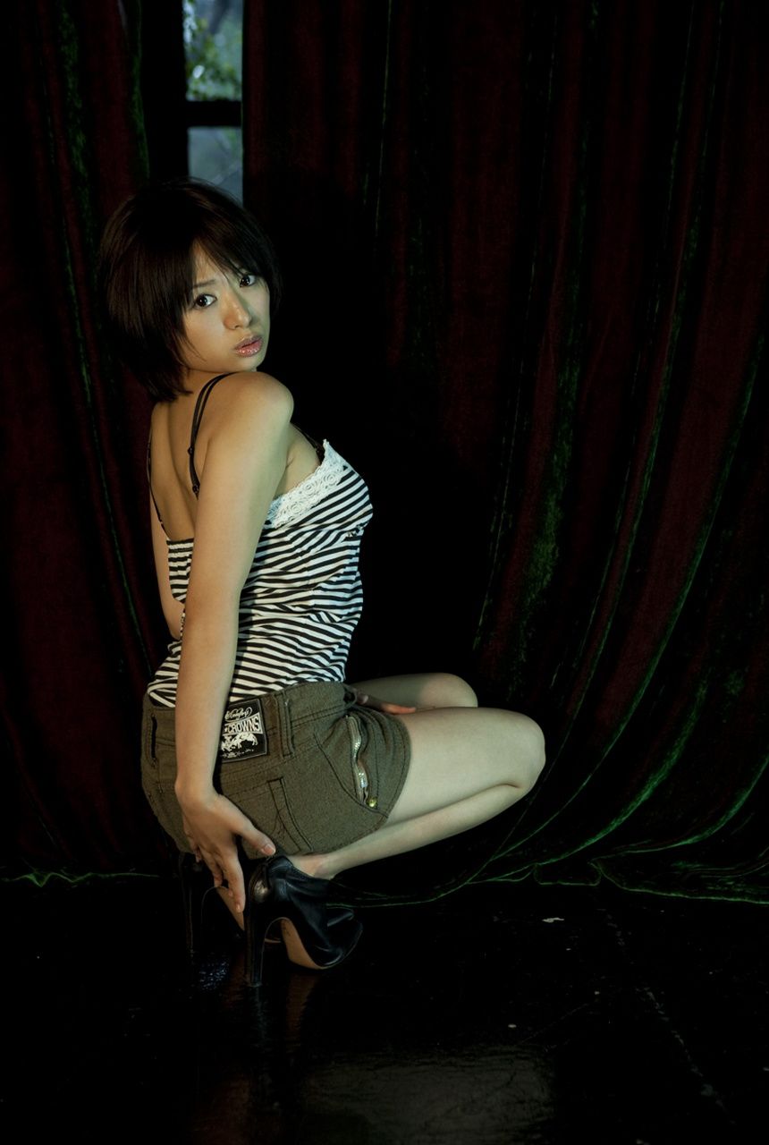 Rika Hoshimi / Rika Hoshimi << Frachina Girl ~ The Temptation of a Little Devil Girl ~ >> [Image.tv]
