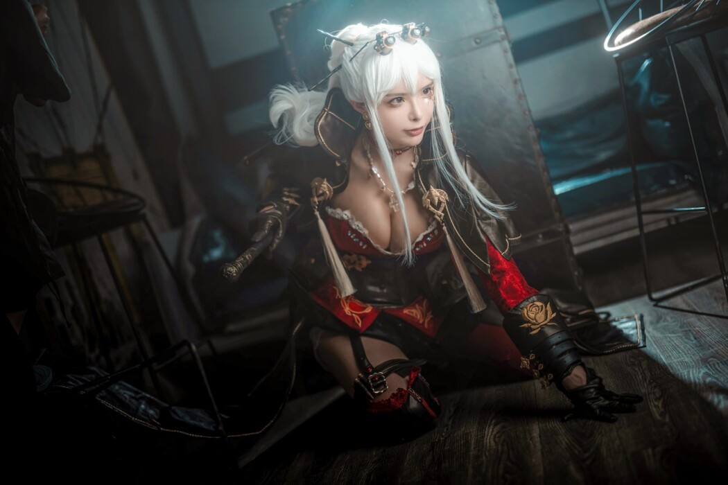 Coser@秋和柯基 Vol.089 火辣出击