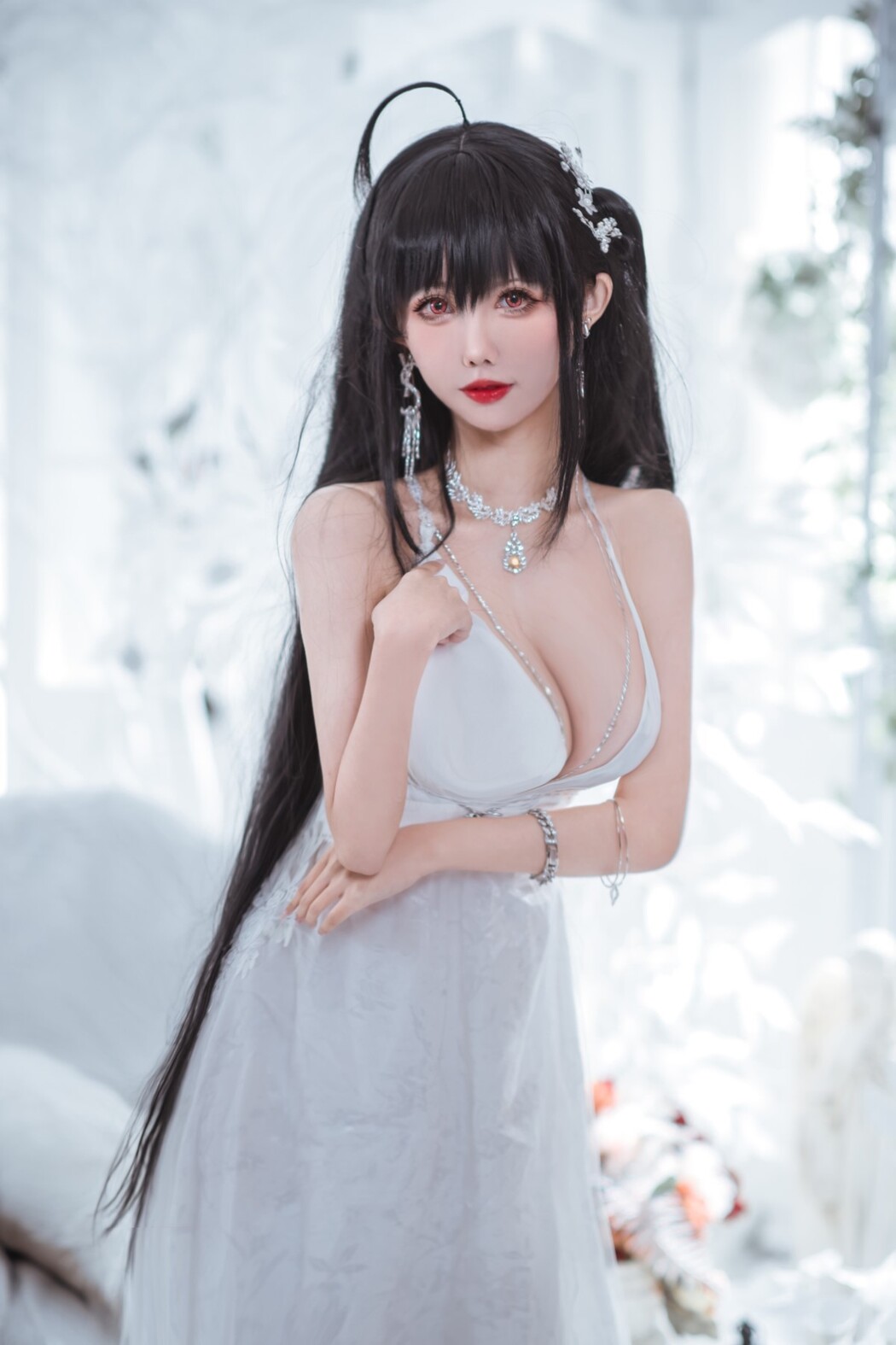 Coser@仙女月 Vol.008 大凤纯白婚纱