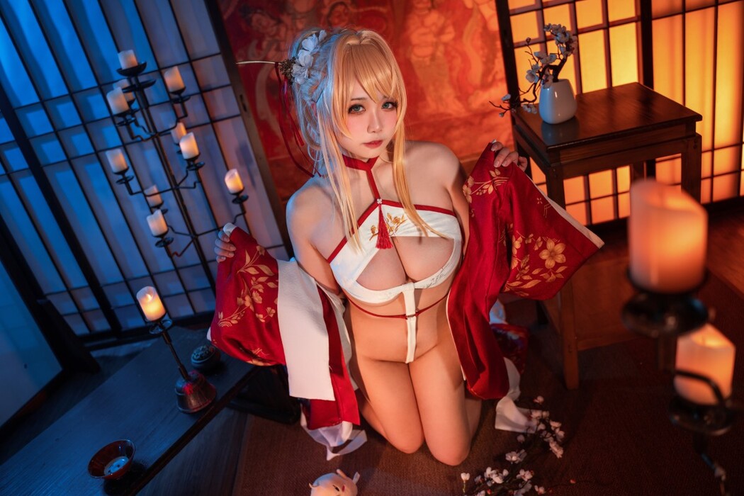 Coser@贞子蜜桃 Vol.011 碧蓝航线 新春光荣