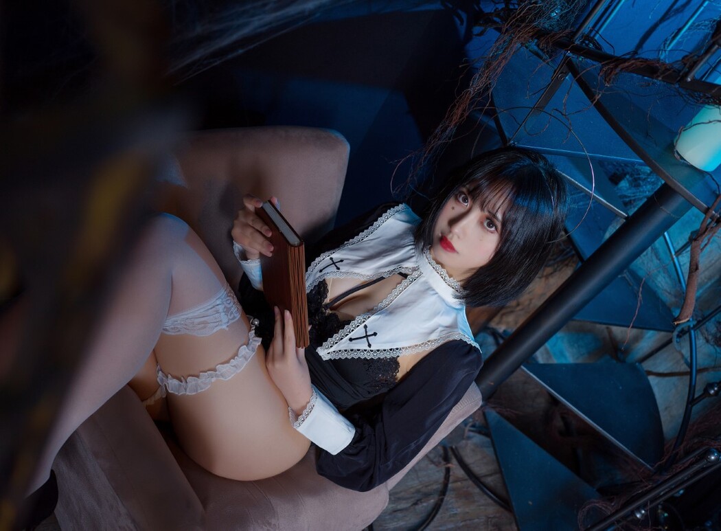 Coser@念雪 Vol.001 修女