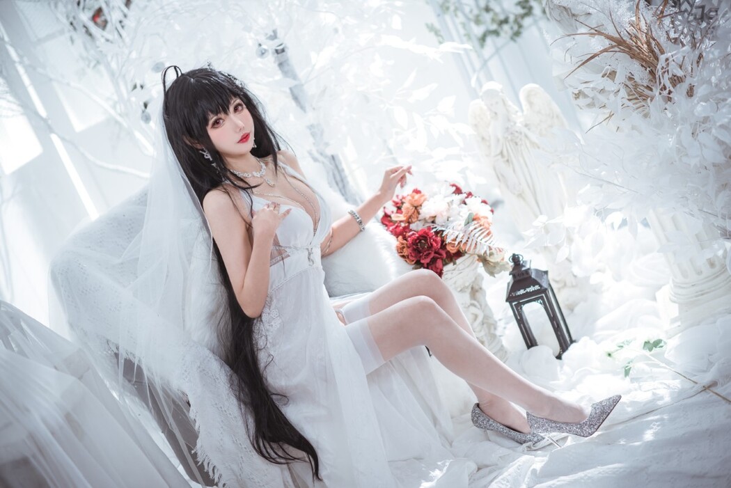 Coser@仙女月 Vol.008 大凤纯白婚纱