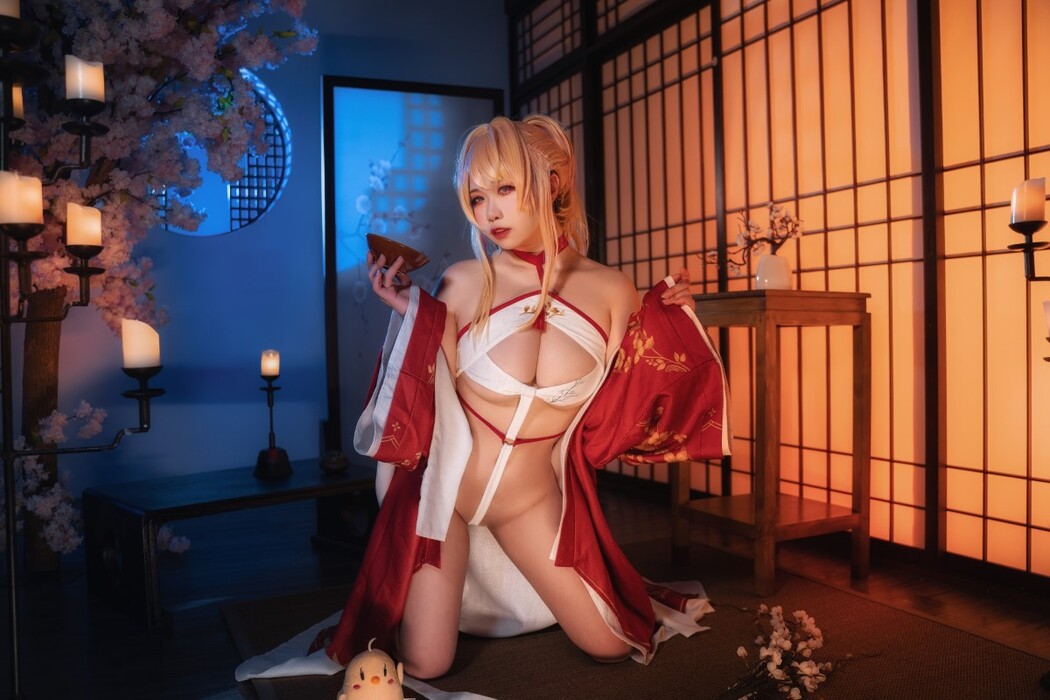 Coser@贞子蜜桃 Vol.011 碧蓝航线 新春光荣