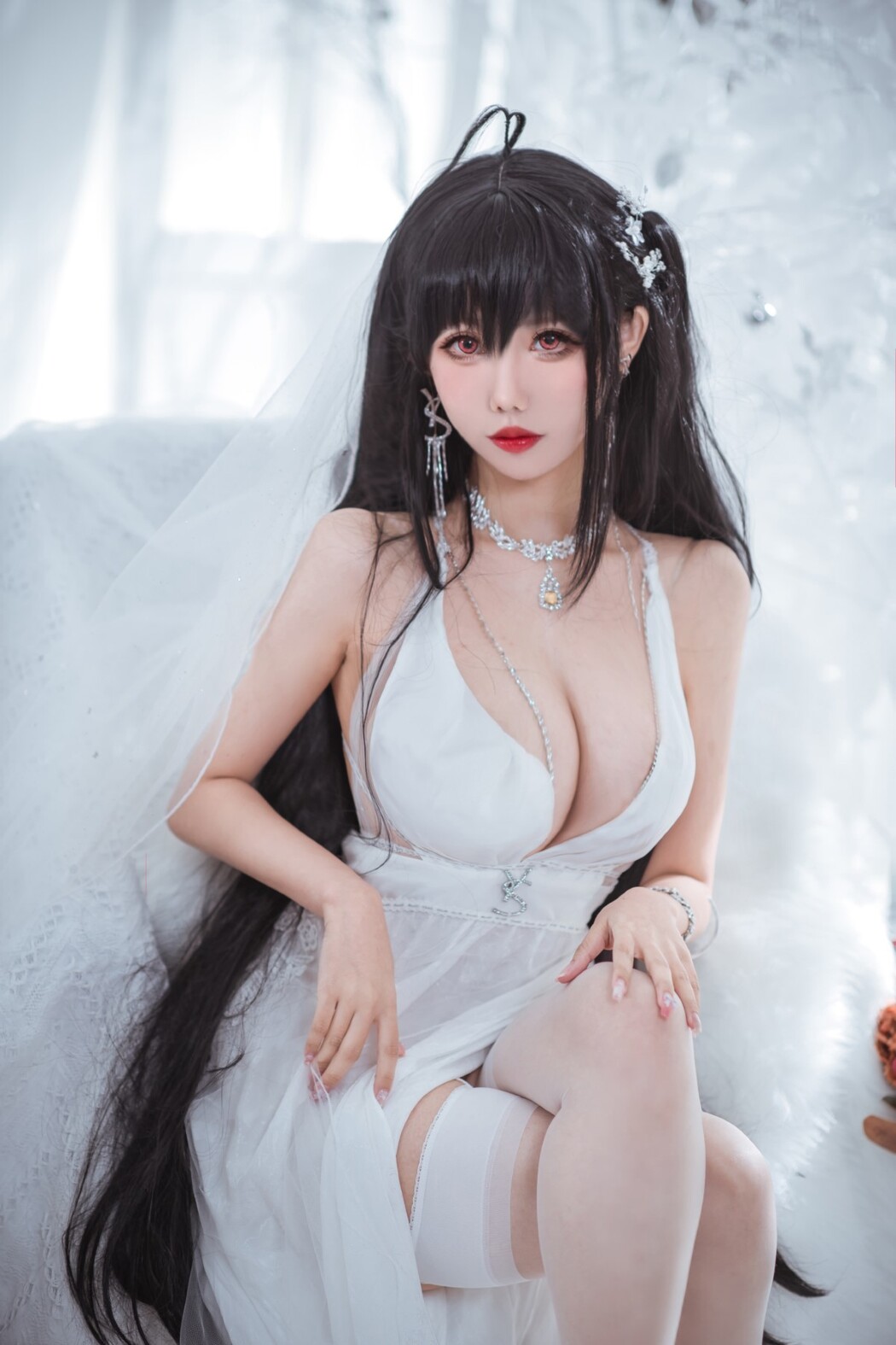 Coser@仙女月 Vol.008 大凤纯白婚纱