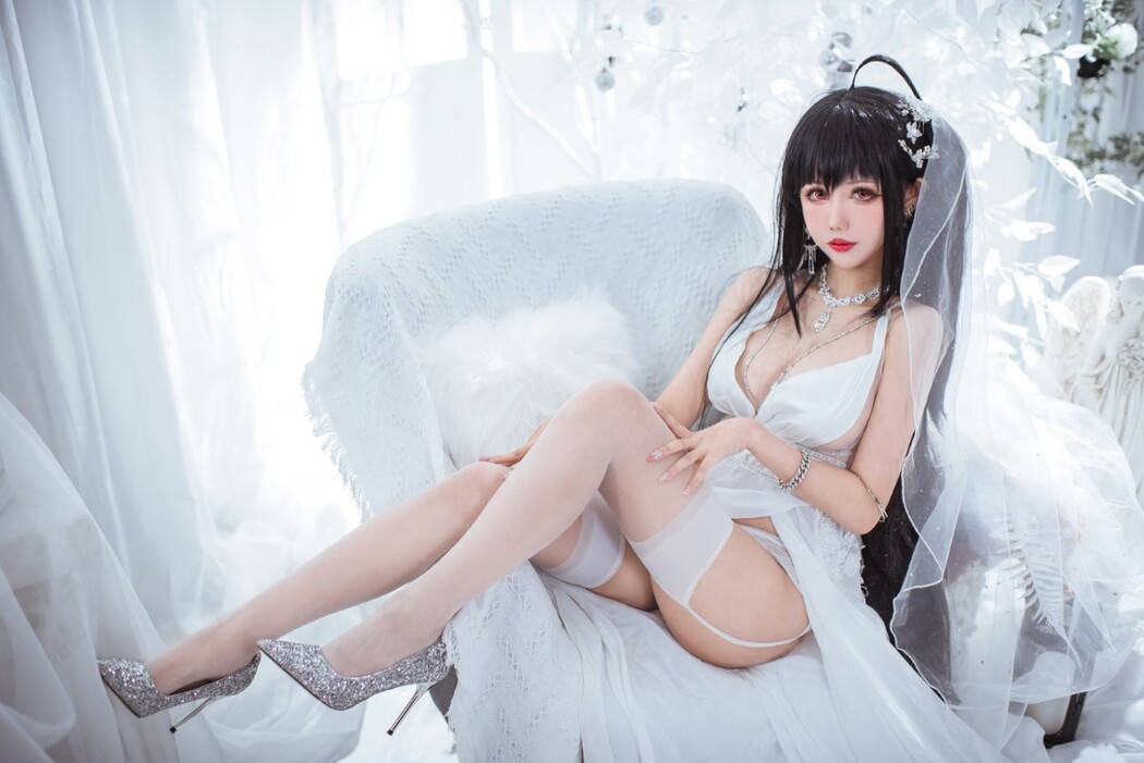 Coser@仙女月 Vol.008 大凤纯白婚纱