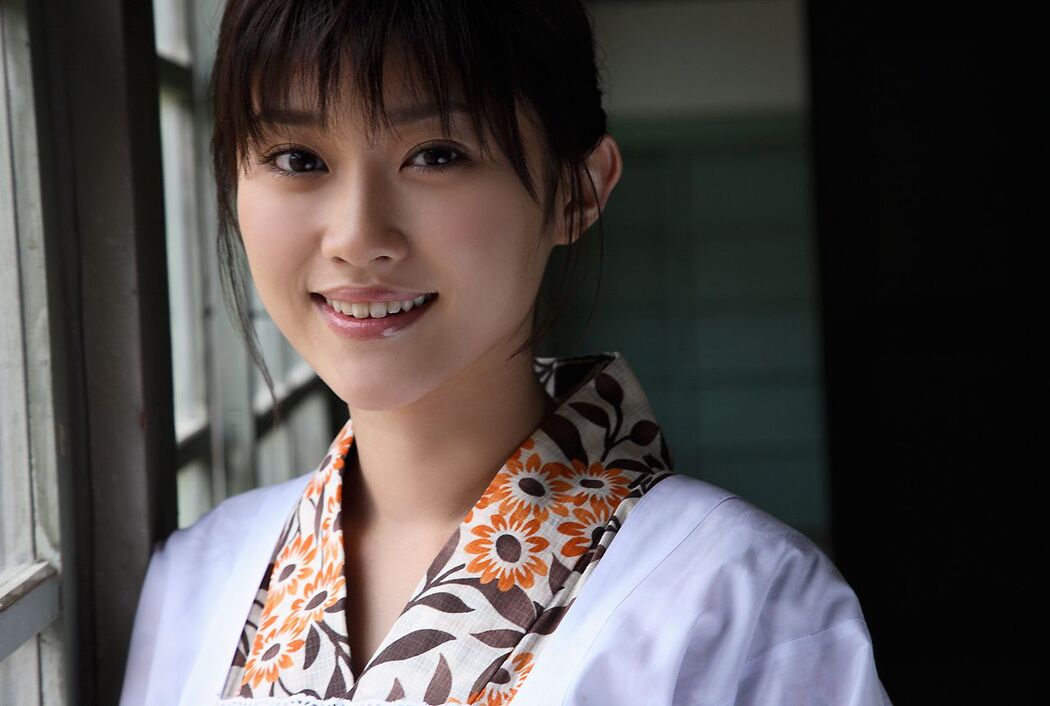 Hara Mikie "Summer Vision" [Image.tv]