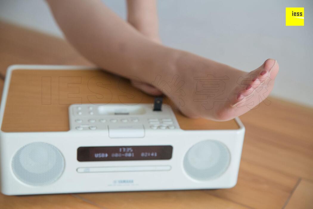 Qiuqiu "Dance of Red Flat Shoes" [Iss to IESS] Sixiangjia 313 Beautiful Feet