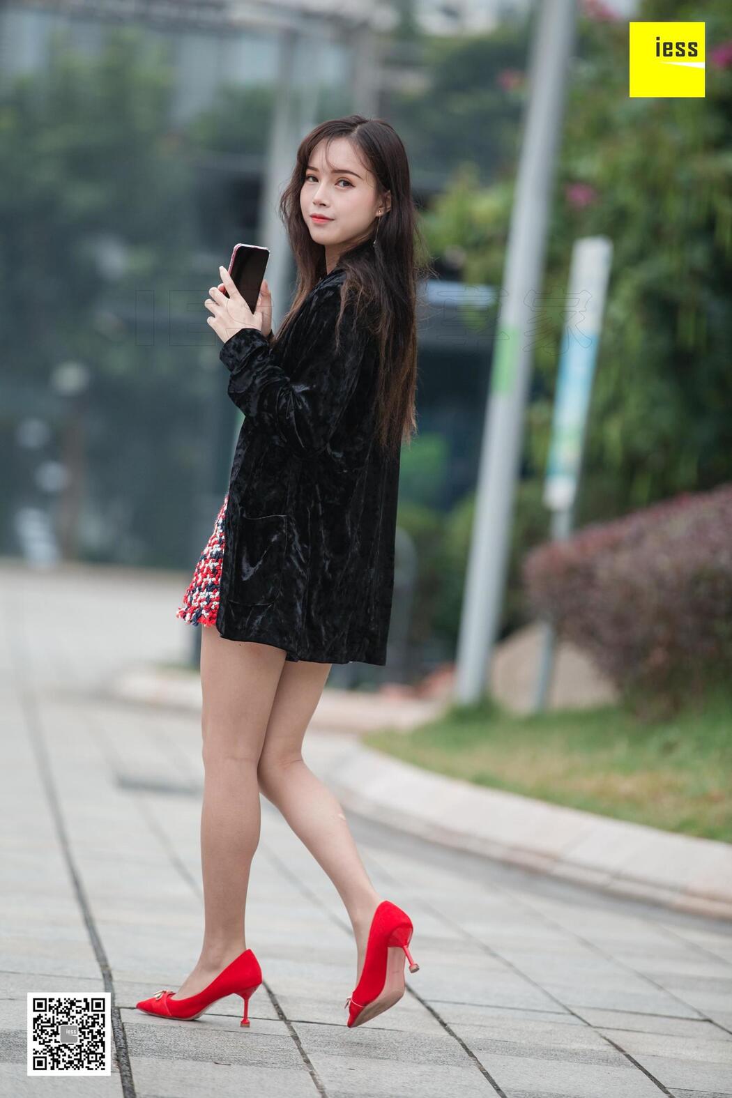 Model Xiao Yu "Xiao Yu in the Flowers" [异思趣向IESS] Beautiful legs