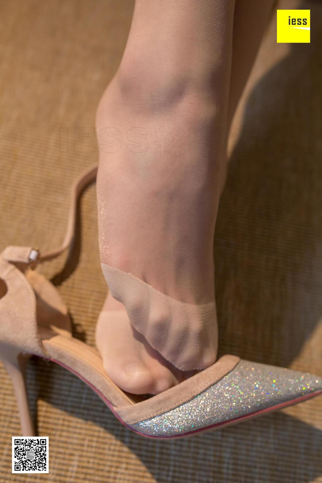 Leg model Qiuqiu "Autumn and Autumn Pink Tender Toe Reinforcement" [异思趣向IESS] Beautiful legs and silk feet Cover Photo