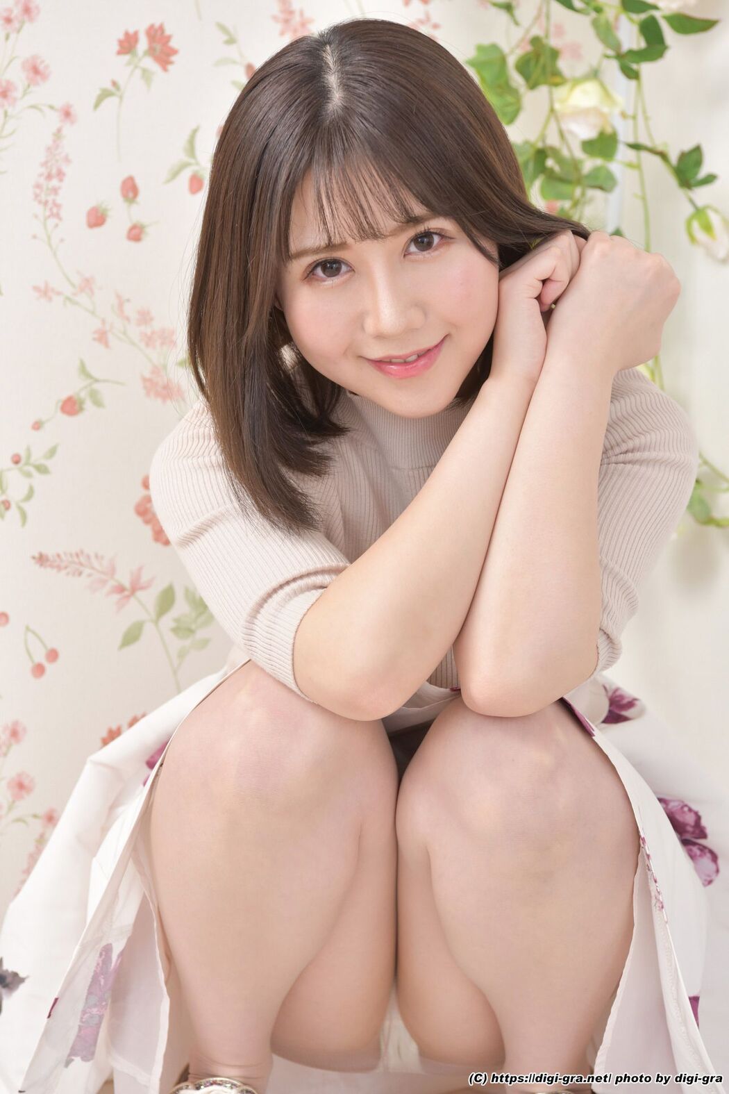 [Digi-Gra] Momoe Takanashi Little Bird Swimming ももえ Photoset 01