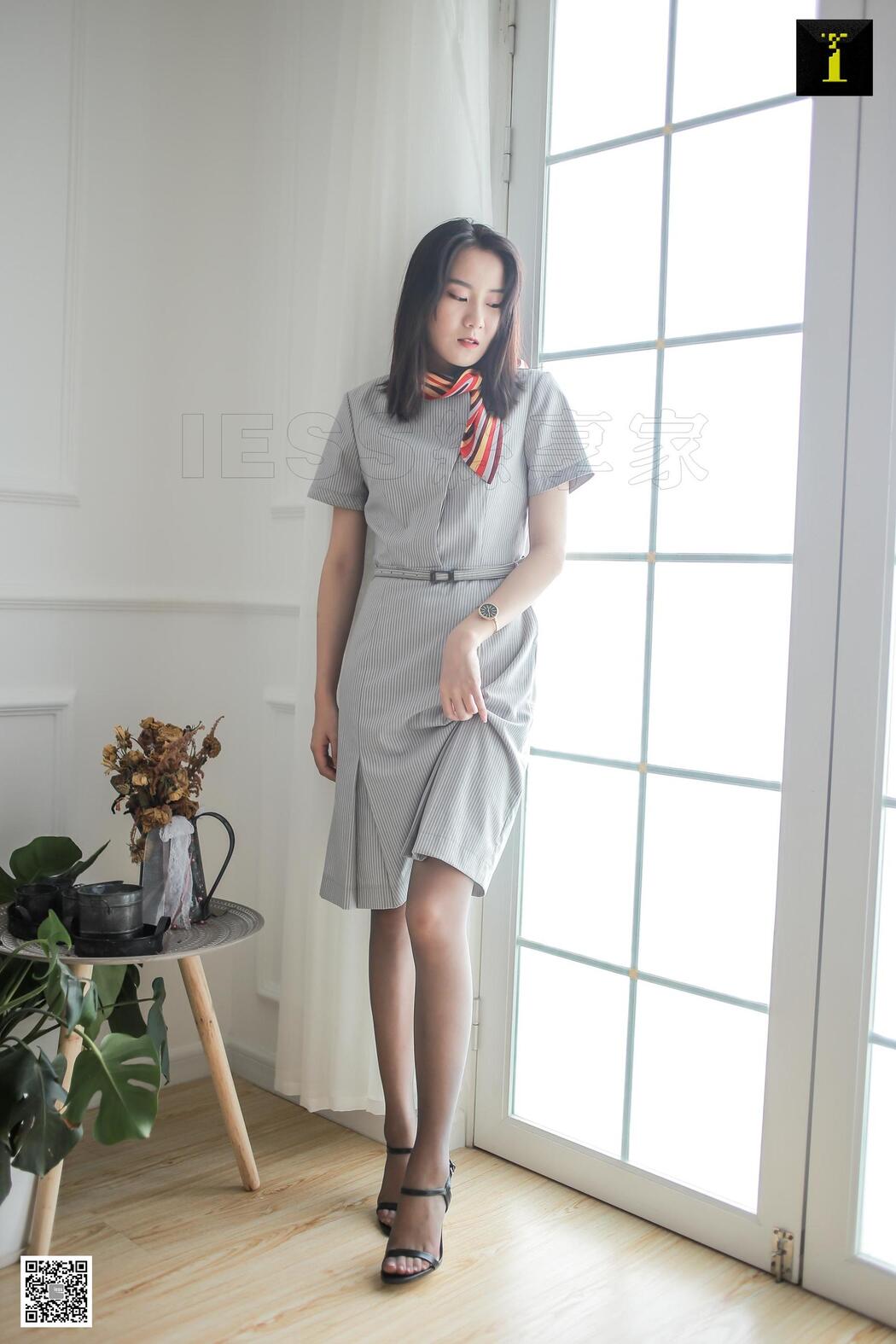 Xiaoshan "The Afternoon of the Flight Attendant" [IESS One Thousand and One Nights] Beautiful legs in stockings