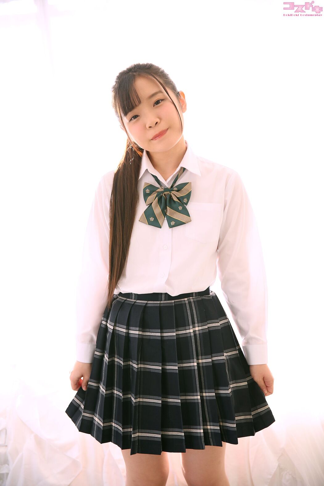 Erika Kashii kashiierika2_pic_seifuku1 + 2 + 3 [Cosdoki]