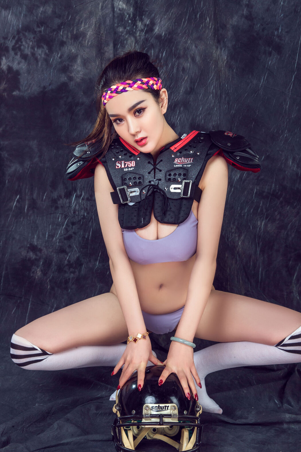 Yi Yang "Super Bowl Cup③" [Headline Goddess TouTiao]