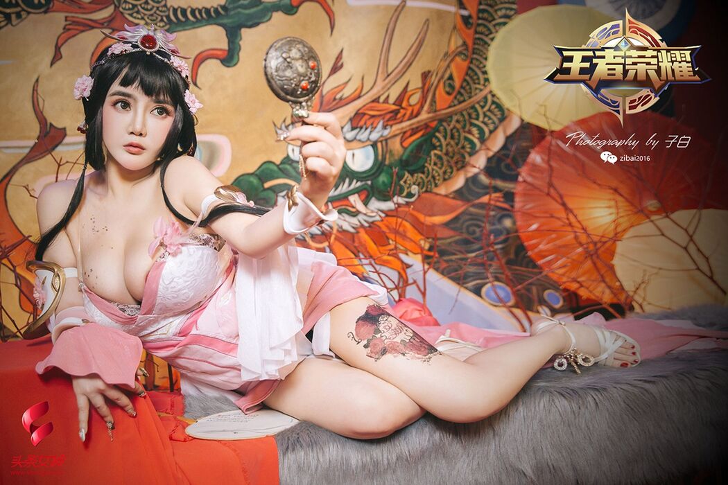 Wen Xinyi "March 8 Goddess Festival Special Issue-King Zhen Ji" [Headline Goddess WordGirls]