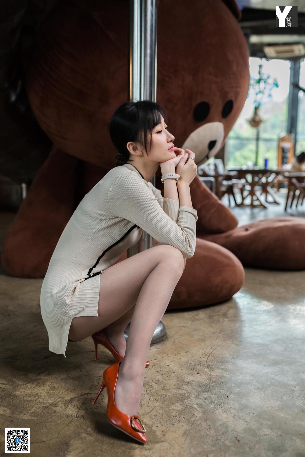 [异思趣向IESS] Model Qiuqiu "Brown Bear Love"