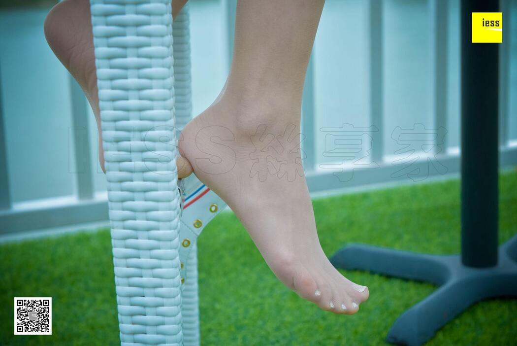 Sixiangjia 145 Jun Jun "Sporty Style High-heeled Pork Silk" [IESS Weird Interesting]