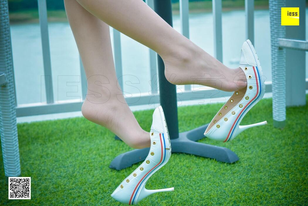 Sixiangjia 145 Jun Jun "Sporty Style High-heeled Pork Silk" [IESS Weird Interesting]