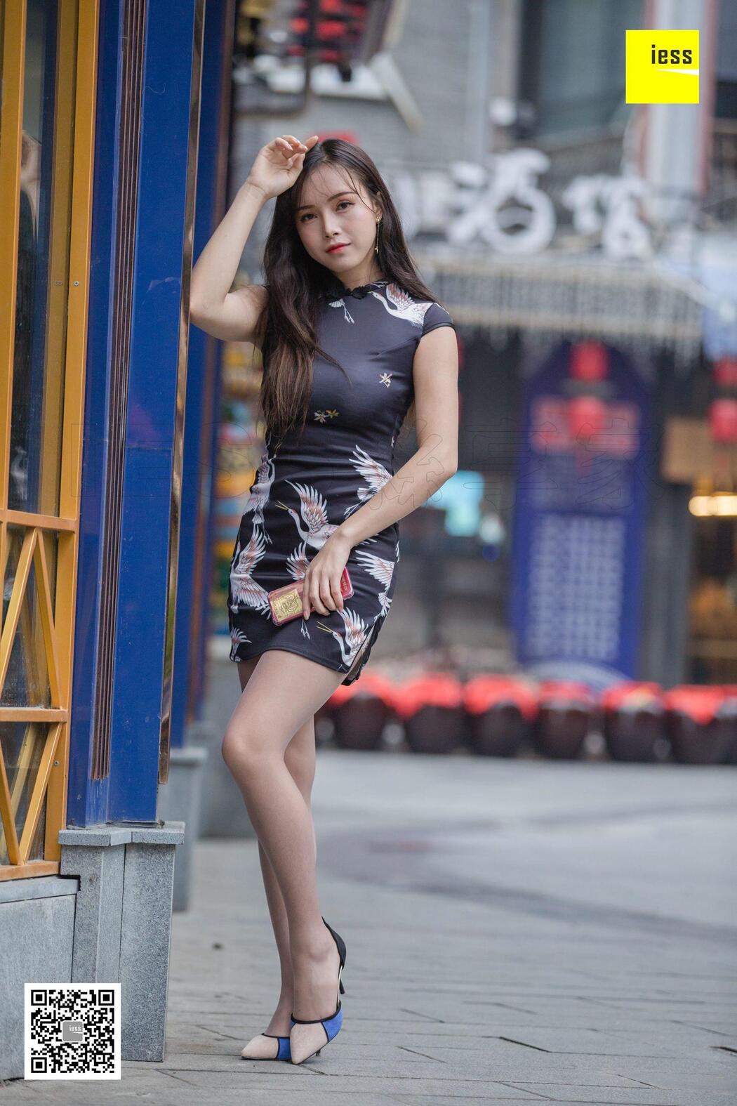 Model Xiao Yu "Xiao Yu Street Shooting Cheongsam Show" [异思趣向IESS]